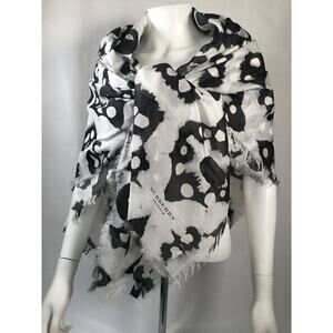 Burberry Black & White “Prorsum” Abstract Scarf Size 140cm x 130cm